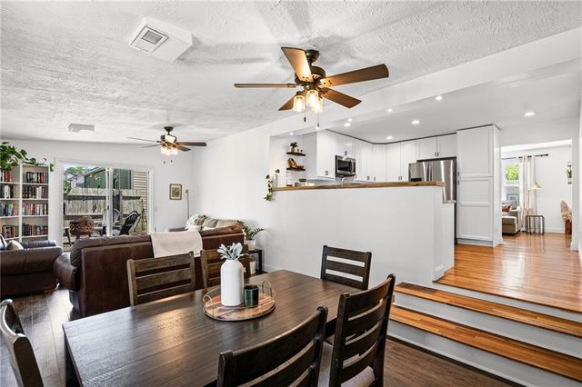 5316 W 49th Street, Roeland Park, KS 66205