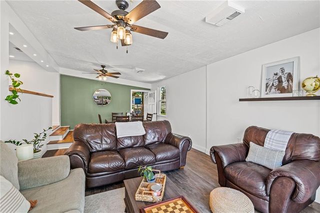 5316 W 49th Street, Roeland Park, KS 66205