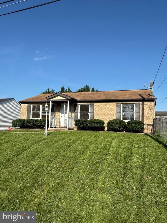 133 COUNTRY PARK DR, Winchester, VA 22602