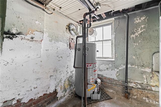 27 S College St, City Of Washington, PA 15301