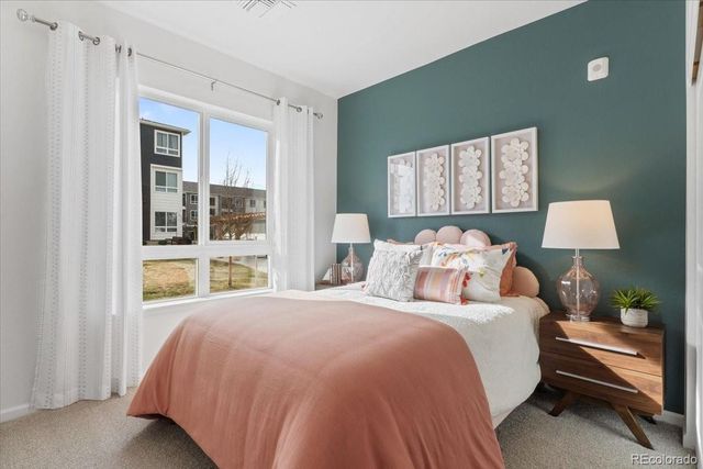 6153 N Ceylon Street 9-102, Denver, CO 80249