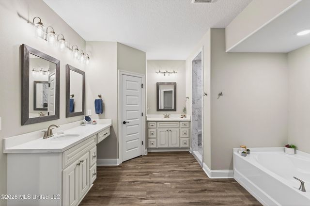 6726 Maurepas Circle, Ocean Springs, MS 39564