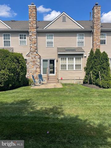 37 PALMER DR, Moorestown, NJ 08057