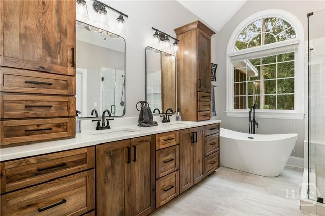 1201 Dove Creek Circle, Statham, GA 30666