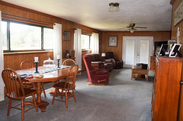 317 Hickory Drive E, Livingston, TX 77351