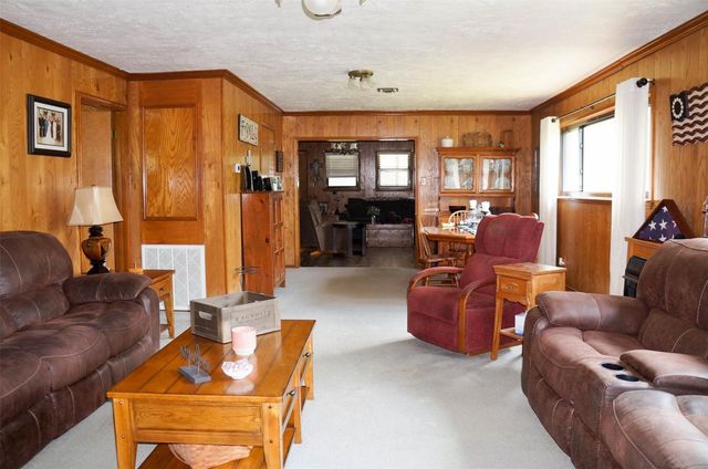 317 Hickory Drive E, Livingston, TX 77351