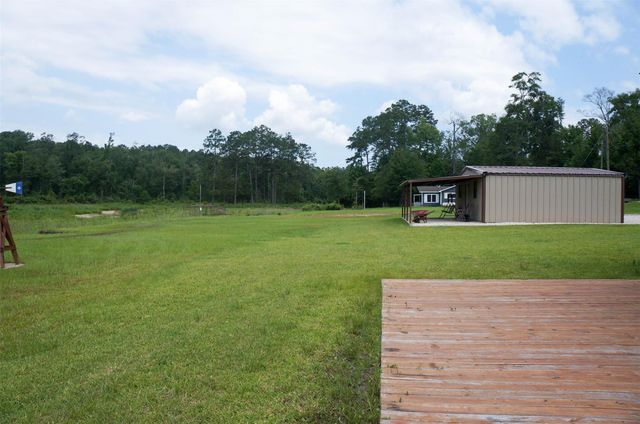 317 Hickory Drive E, Livingston, TX 77351