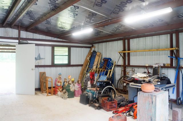 317 Hickory Drive E, Livingston, TX 77351