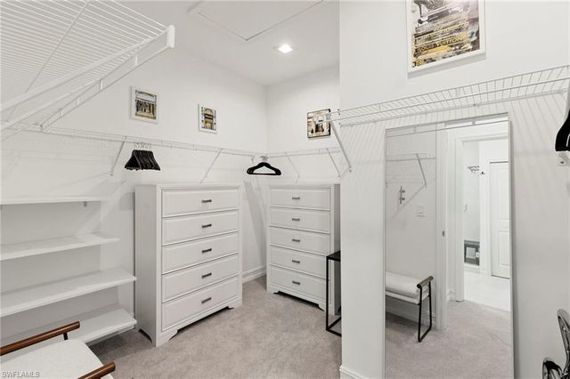 7480 Rockefeller DR, Naples, FL 34119