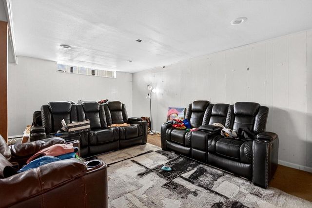 5837 Raymond Road, Madison, WI 53711