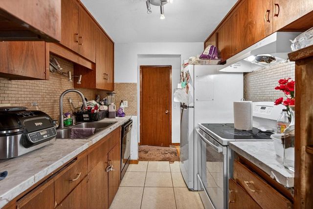 5837 Raymond Road, Madison, WI 53711