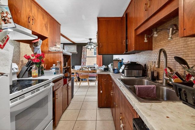 5837 Raymond Road, Madison, WI 53711