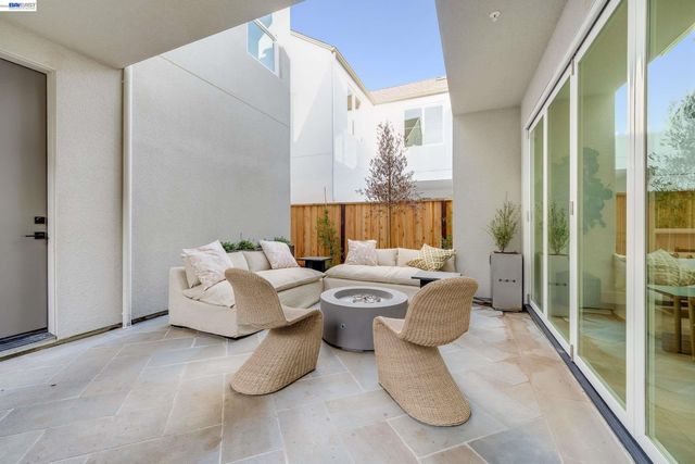 1893 Cook Court, Santa Clara, CA 95050