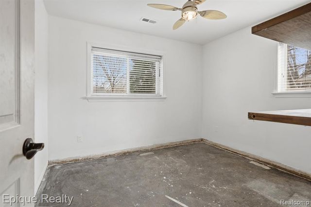 28463 Sutherland Street, Southfield, MI 48076