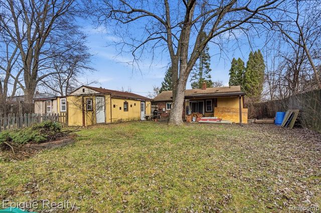 28463 Sutherland Street, Southfield, MI 48076