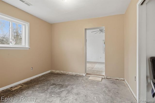 28463 Sutherland Street, Southfield, MI 48076