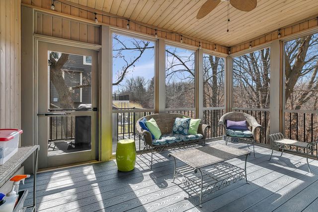 8610 Bluestem Drive, Victoria, MN 55386
