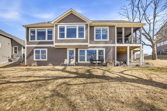8610 Bluestem Drive, Victoria, MN 55386