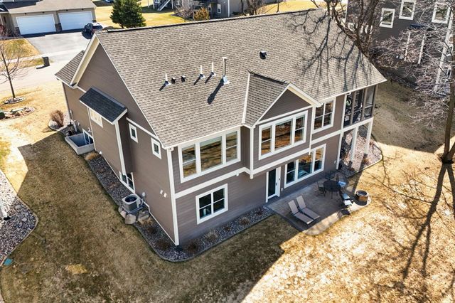 8610 Bluestem Drive, Victoria, MN 55386