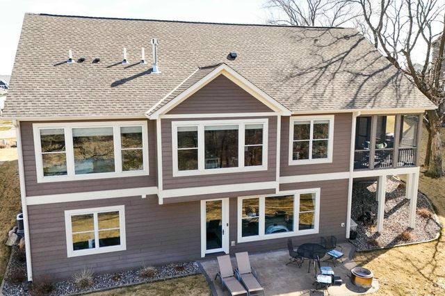 8610 Bluestem Drive, Victoria, MN 55386