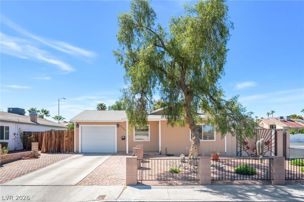2524 Valparaiso Street, Las Vegas, NV 89108 — exterior