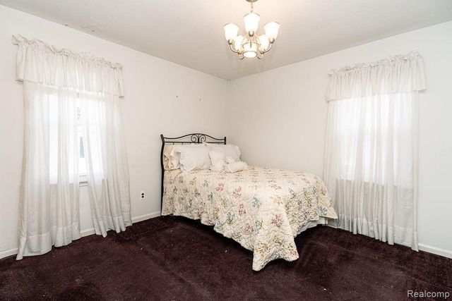9343 Fenton, Redford, MI 48239