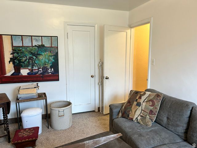 1195 S ORCHARD DR, Bountiful, UT 84010