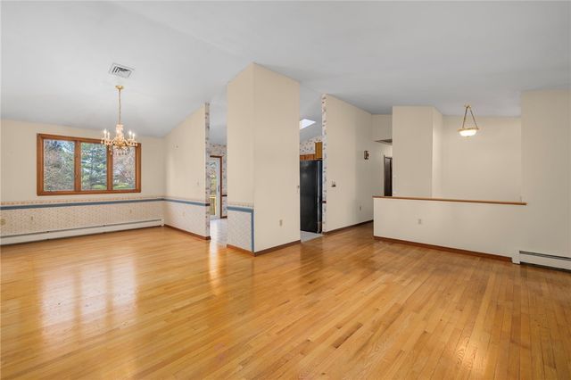 285 Randall Avenue, Warwick, RI 02889