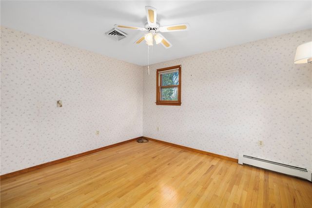 285 Randall Avenue, Warwick, RI 02889