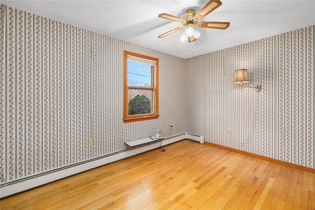 285 Randall Avenue, Warwick, RI 02889