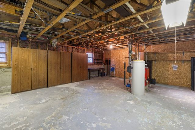 285 Randall Avenue, Warwick, RI 02889