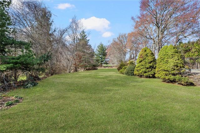 285 Randall Avenue, Warwick, RI 02889