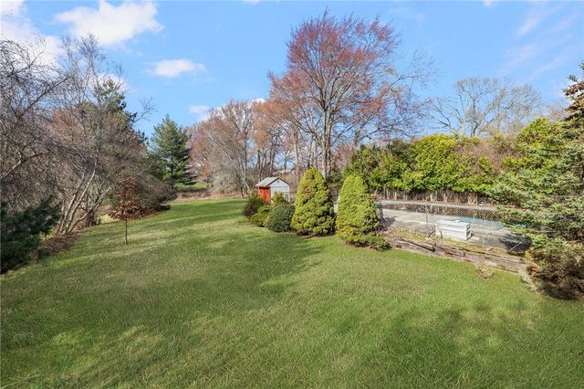 285 Randall Avenue, Warwick, RI 02889