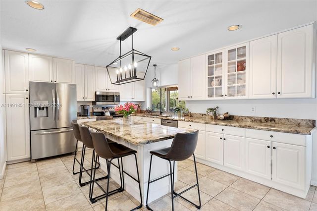 10364 SW 117th St, Miami, FL 33176