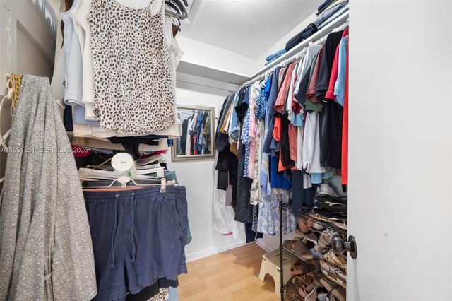 10364 SW 117th St, Miami, FL 33176