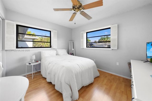 10364 SW 117th St, Miami, FL 33176