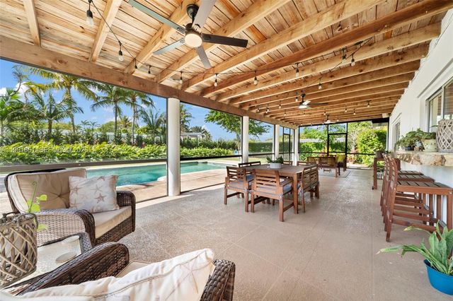 10364 SW 117th St, Miami, FL 33176