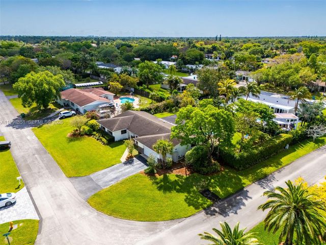 10364 SW 117th St, Miami, FL 33176