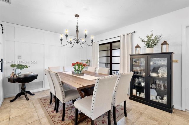 10364 SW 117th St, Miami, FL 33176