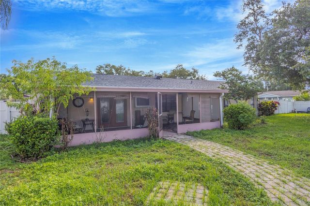 4953 PENNSBURY DRIVE, Tampa, FL 33624