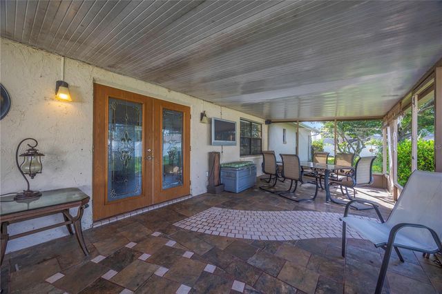 4953 PENNSBURY DRIVE, Tampa, FL 33624