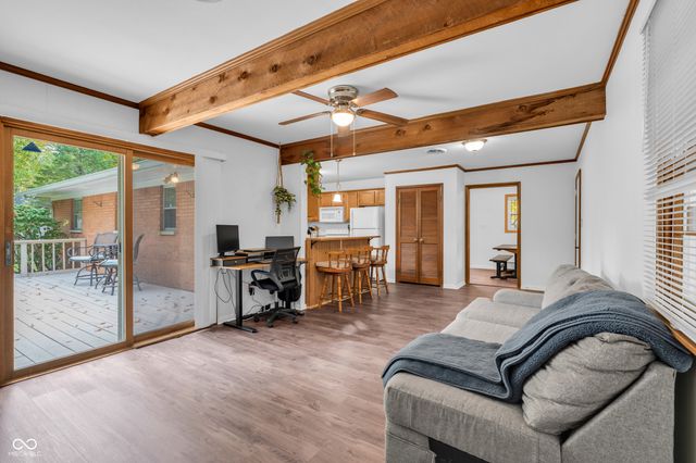 4904 E 70th Street, Indianapolis, IN 46220