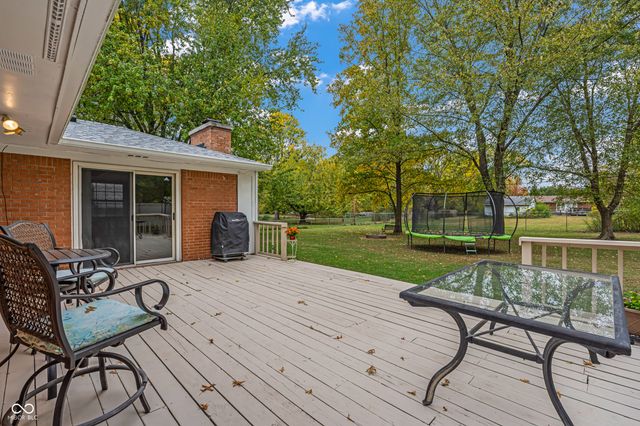 4904 E 70th Street, Indianapolis, IN 46220