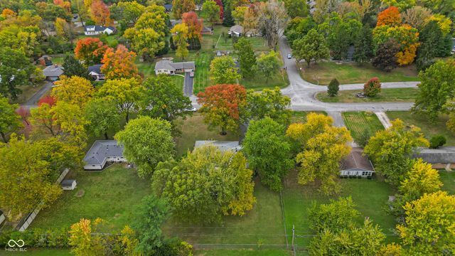 4904 E 70th Street, Indianapolis, IN 46220