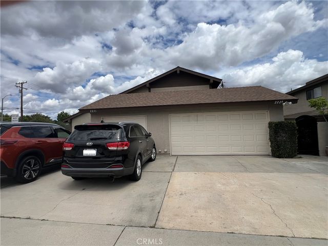 2229 Ponderosa, Santa Ana, CA 92705