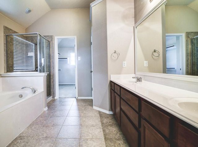 4501 Dennis LN, Pflugerville, TX 78660