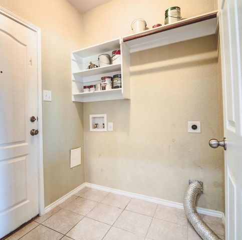 4501 Dennis LN, Pflugerville, TX 78660