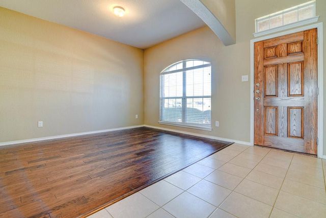 4501 Dennis LN, Pflugerville, TX 78660