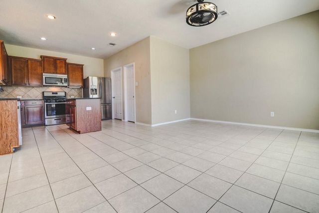 4501 Dennis LN, Pflugerville, TX 78660