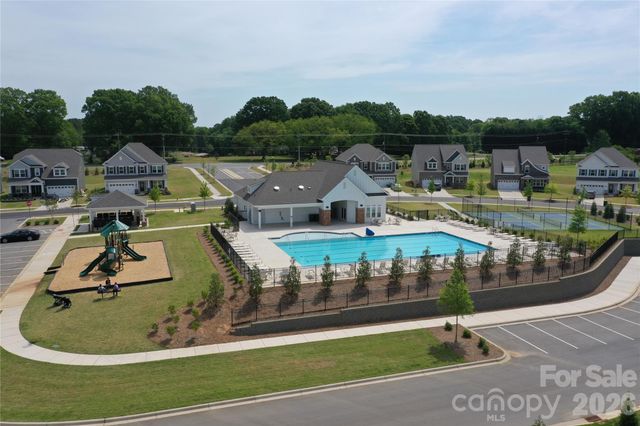 634 Downshire Road NW, Concord, NC 28027